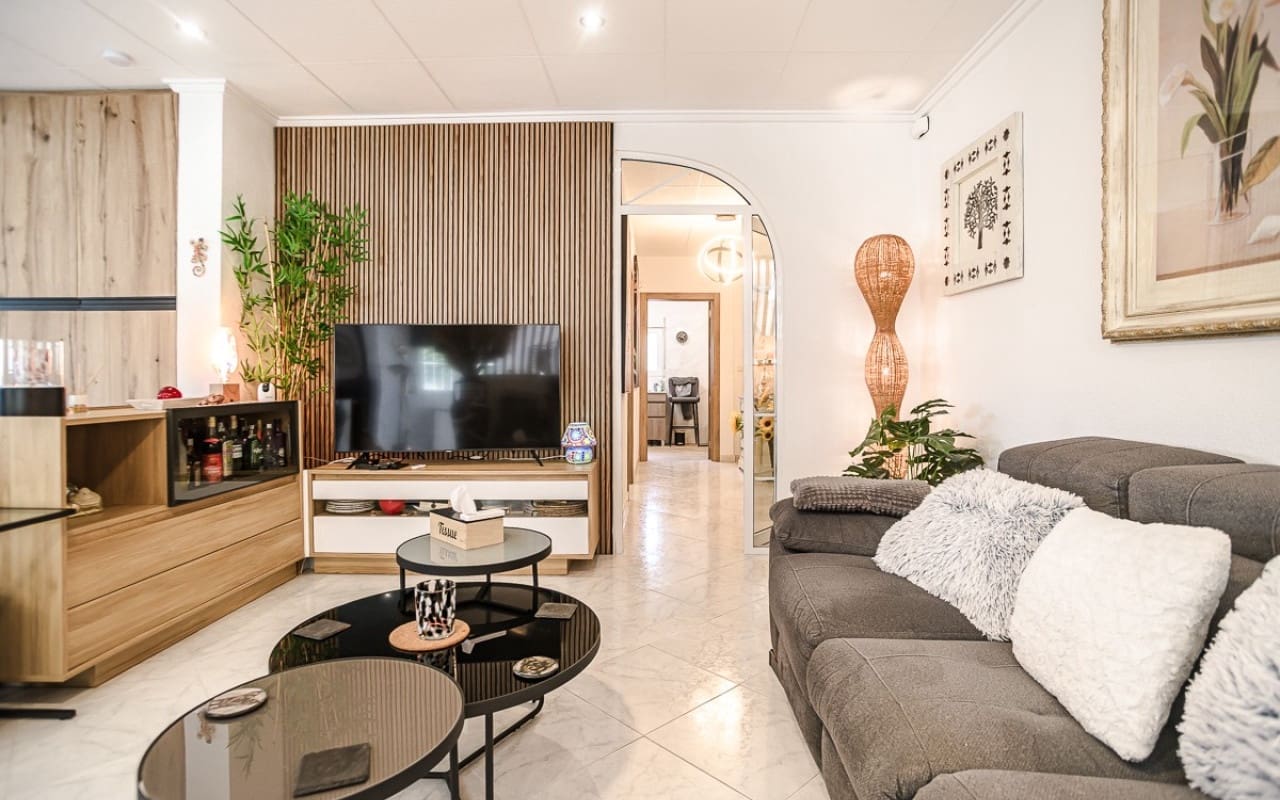 3 chambre Villa/Maison à vendre à La Marina avec piscine garage - 525 000 € (Ref: 10021500)