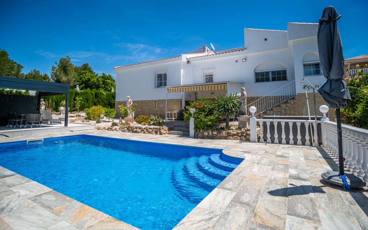 3 chambre Villa/Maison à vendre à La Marina avec piscine garage - 525 000 € (Ref: 10021500)