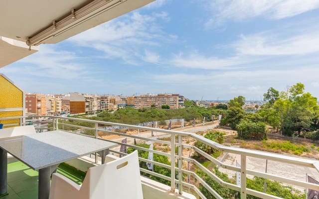 Ático de 3 habitaciones en Playa del Acequión, Torrevieja en venta - 160.000 € (Ref: 10034316)