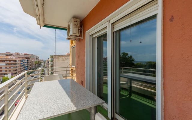 Ático de 3 habitaciones en Playa del Acequión, Torrevieja en venta - 160.000 € (Ref: 10034316)