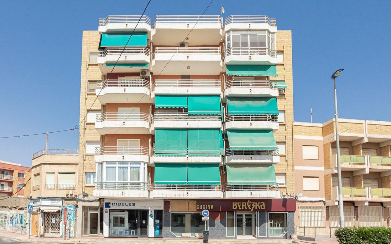3 Zimmer Penthouse zu verkaufen in Torrevieja - 160.000 € (Ref: 10034316)