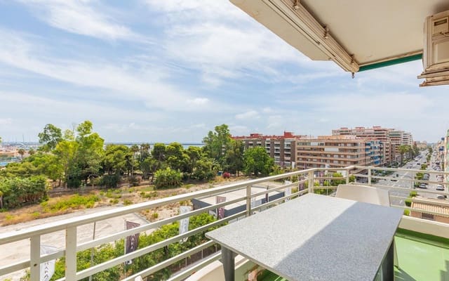 Ático de 3 habitaciones en Playa del Acequión, Torrevieja en venta - 160.000 € (Ref: 10034316)