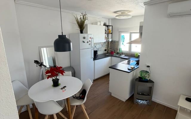 2 chambre Appartement à vendre à Punta Prima, Orihuela - 179 000 € (Ref: 10034318)