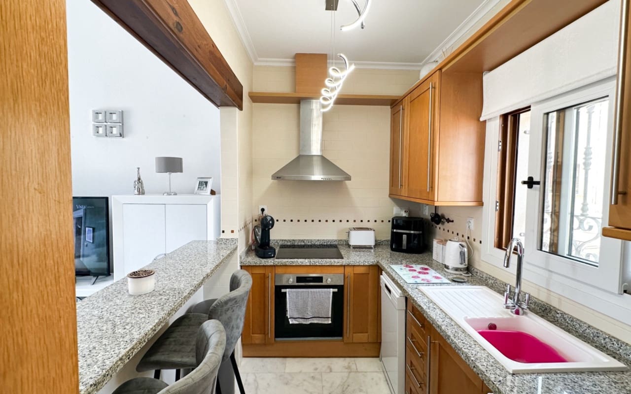 Casa de 2 habitaciones en Algorfa en venta con piscina garaje - 249.950 € (Ref: 10073002)