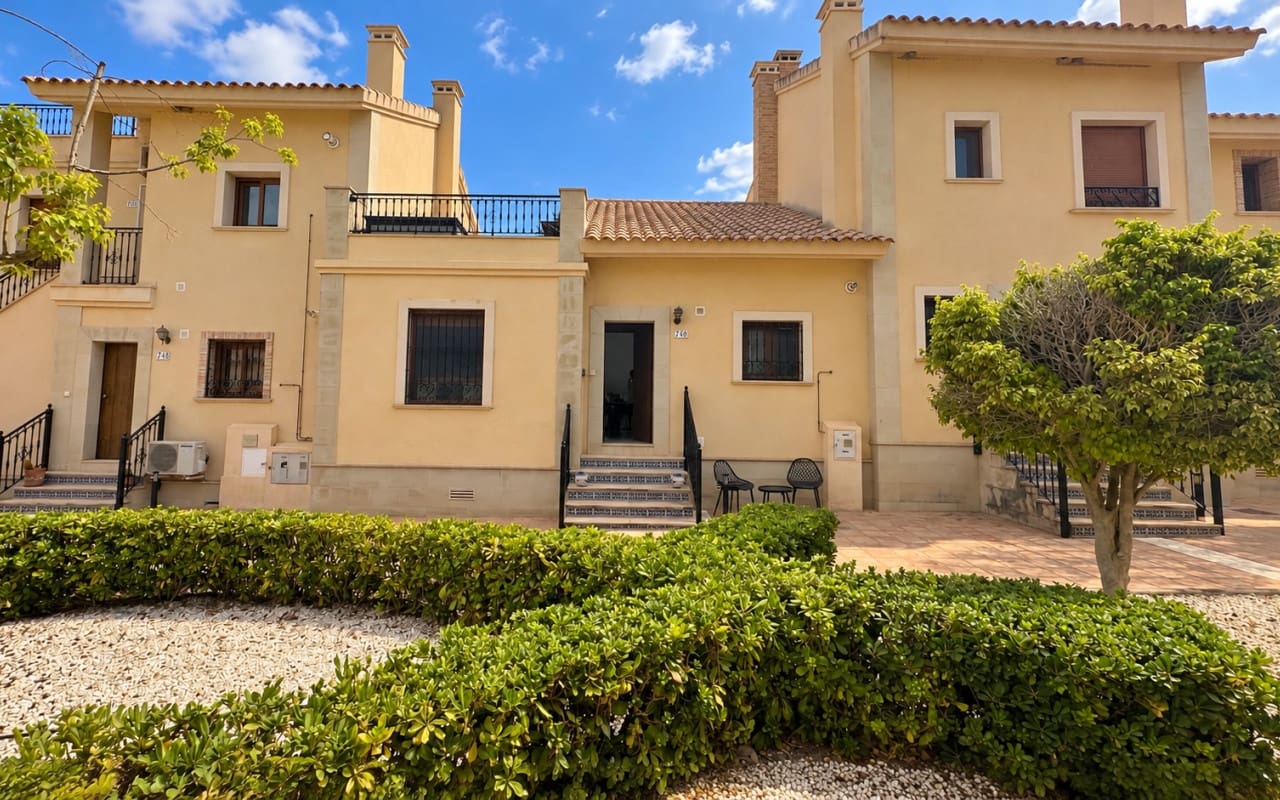 Casa de 2 habitaciones en Algorfa en venta con piscina garaje - 249.950 € (Ref: 10073002)