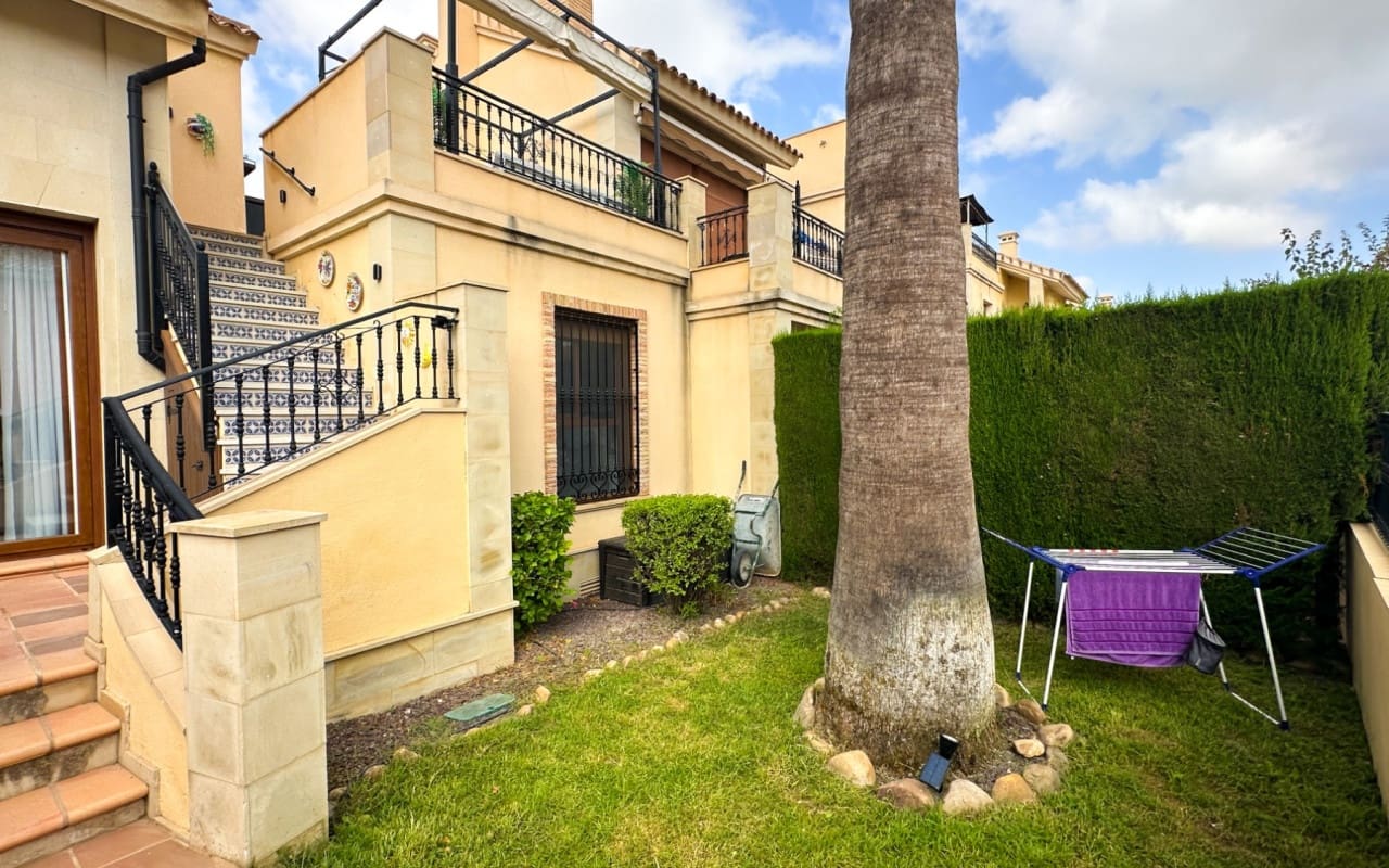 Casa de 2 habitaciones en Algorfa en venta con piscina garaje - 249.950 € (Ref: 10073002)