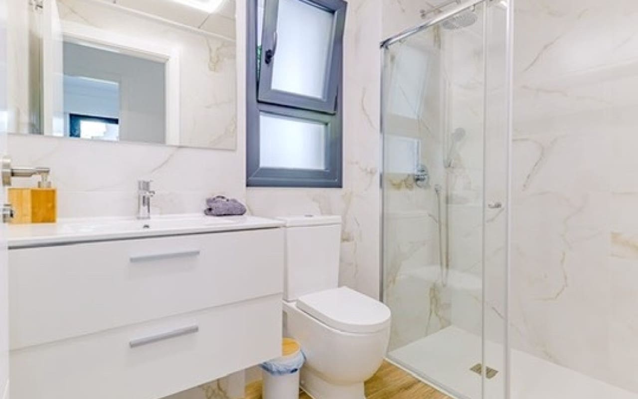 2 camera da letto Appartamento in vendita in Filipinas con piscina garage - 239.000 € (Rif: 10073003)