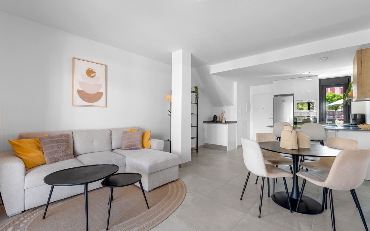 2 sypialnia Apartament na sprzedaż w Villamartin z basenem garażem - 279 000 € (Ref: 10073004)