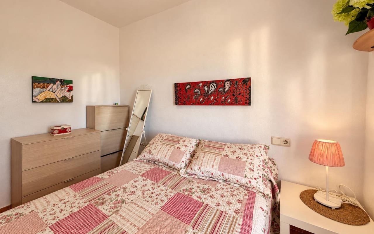 2 quarto Apartamento para venda em Torrevieja com piscina - 129 900 € (Ref: 10073005)