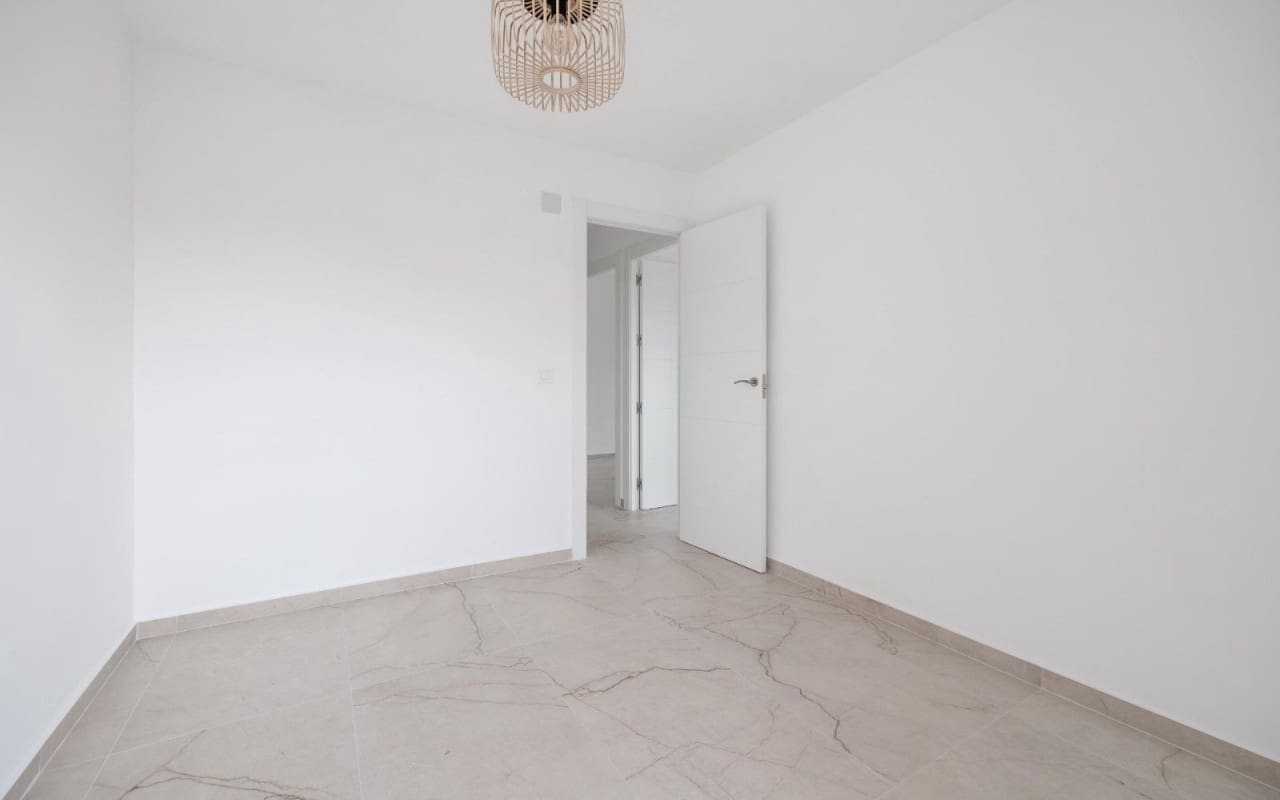 3 soverom Penthouse til salgs i Torrevieja - € 215 000 (Ref: 10154095)