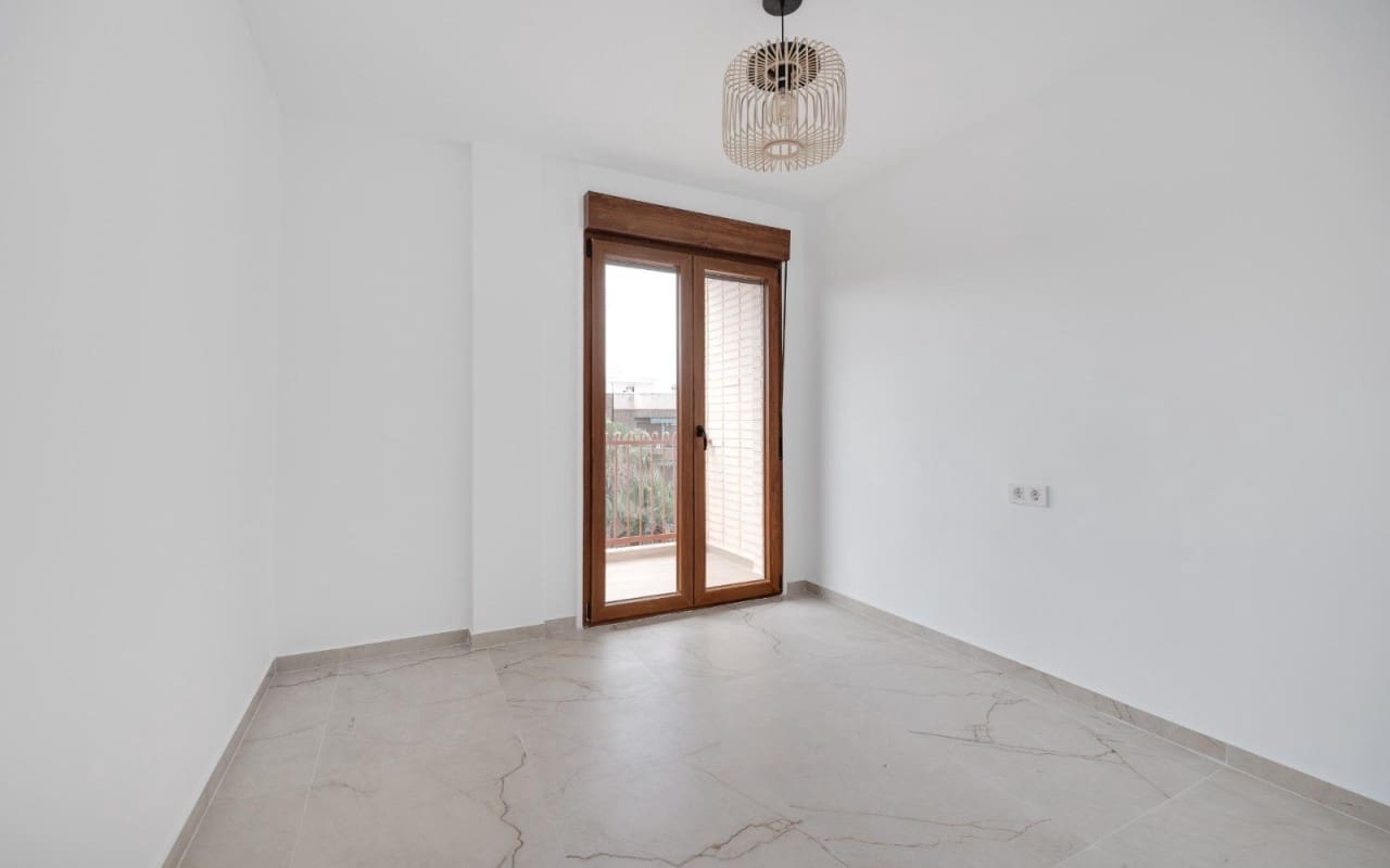 3 soverom Penthouse til salgs i Torrevieja - € 215 000 (Ref: 10154095)