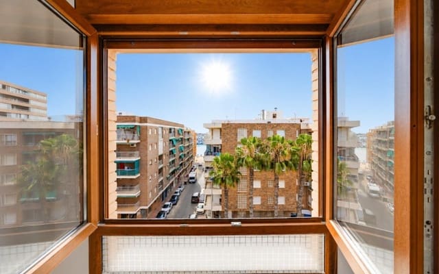 3 soverom Penthouse til salgs i Torrevieja - € 205 000 (Ref: 10154095)