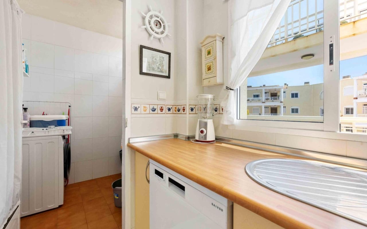 3 bedroom Beach Apartment for sale in Campoamor with pool - € 375,000 (Ref: 8354866)