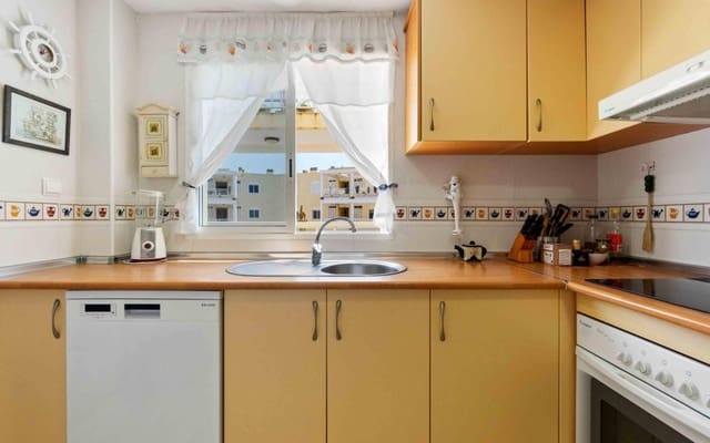 3 sovrum Strandlägenhet till salu i Campoamor, Orihuela med pool - 375 000 € (Ref: 8354866)