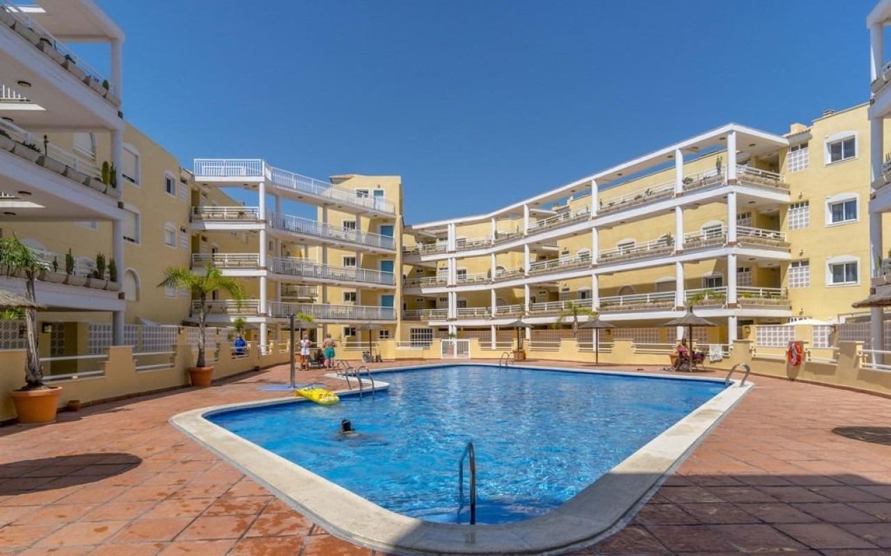 3 bedroom Beach Apartment for sale in Campoamor with pool - € 375,000 (Ref: 8354866)