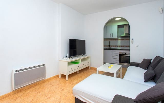 3 bedroom Beach Apartment for rent in Playa de los Locos, Torrevieja with pool - € 800 (Ref: 8366267)