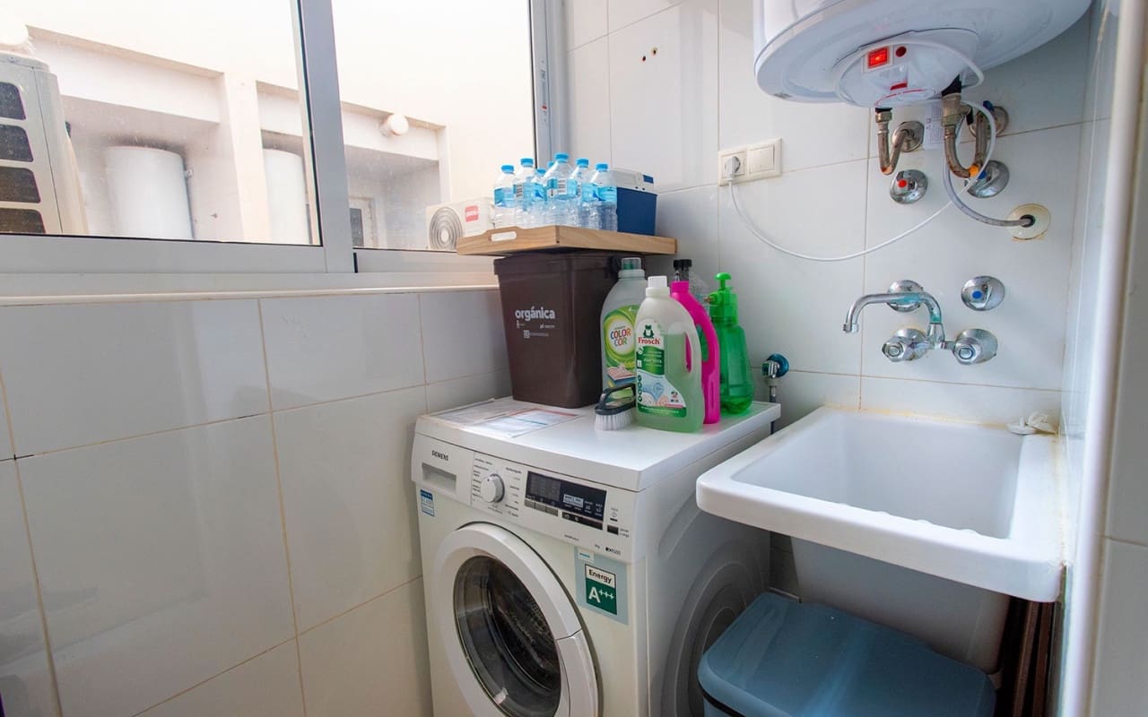 Appartement de 2 chambres à louer à Daya Vieja avec piscine - 750 € (Ref: 8366268)