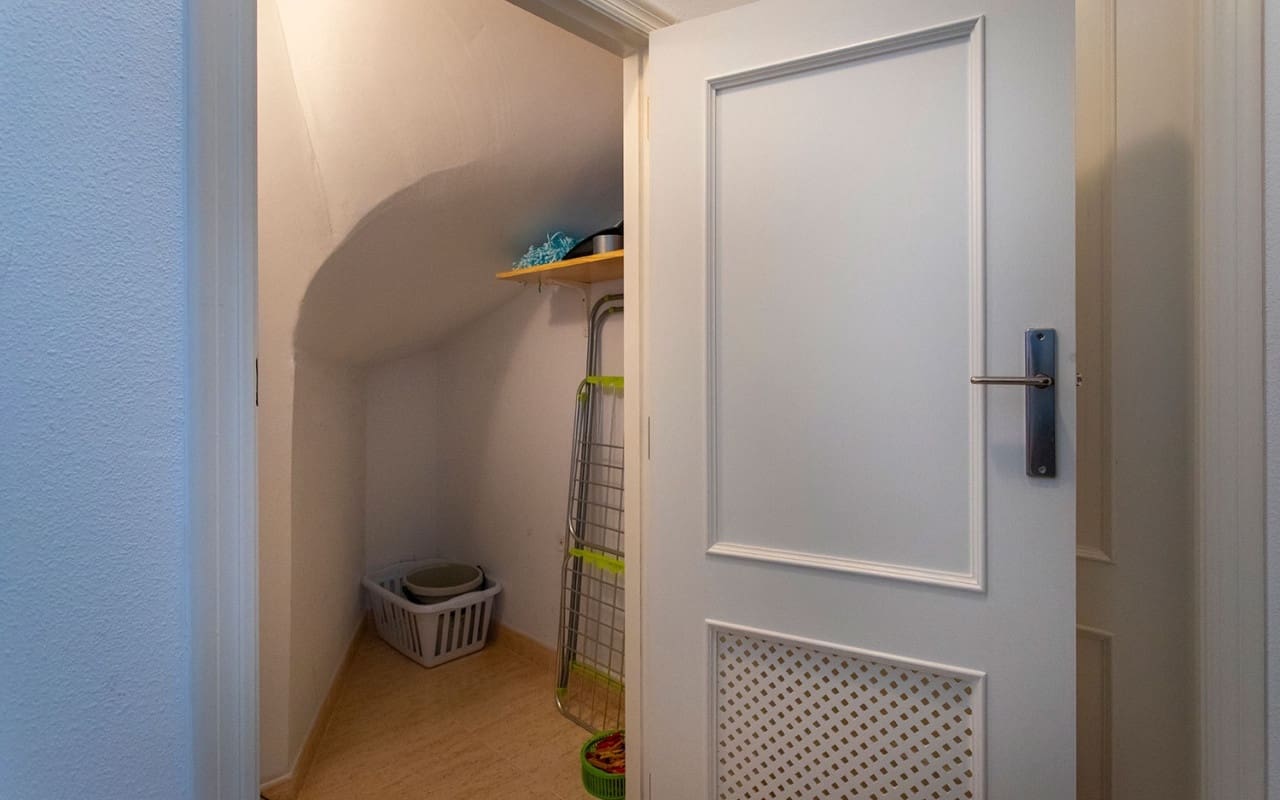 Appartement de 2 chambres à louer à Daya Vieja avec piscine - 750 € (Ref: 8366268)