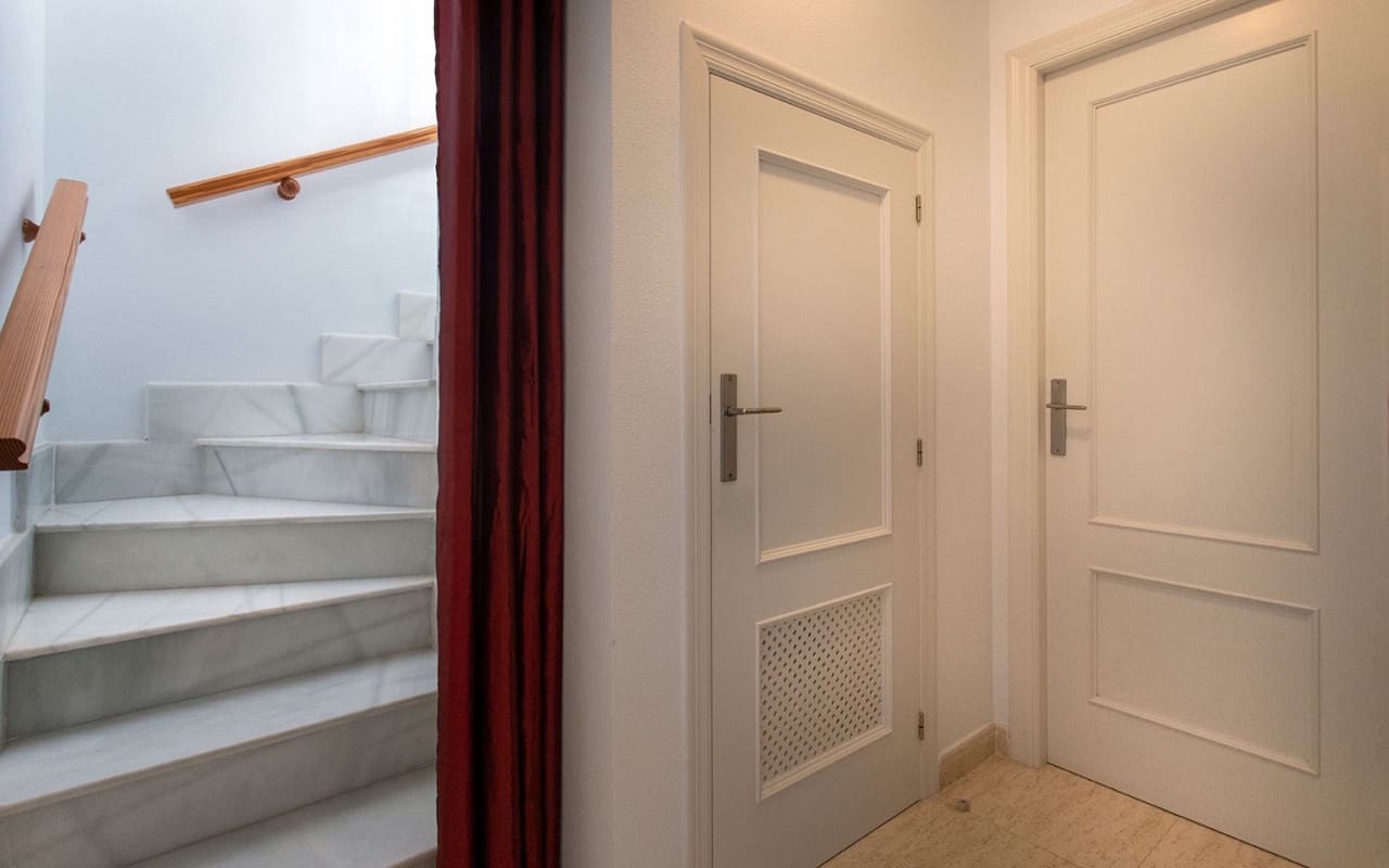 Appartement de 2 chambres à louer à Daya Vieja avec piscine - 750 € (Ref: 8366268)