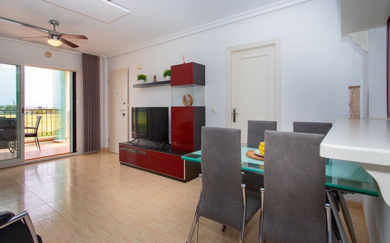 Appartement de 2 chambres à louer à Daya Vieja avec piscine - 750 € (Ref: 8366268)