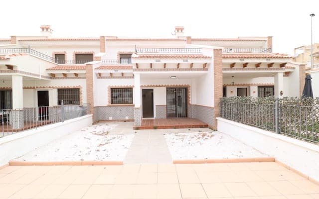 3 quarto Casa em Banda para venda em San Miguel de Salinas com piscina - 229 000 € (Ref: 8395470)