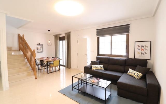 3 quarto Casa em Banda para venda em San Miguel de Salinas com piscina - 229 000 € (Ref: 8395470)