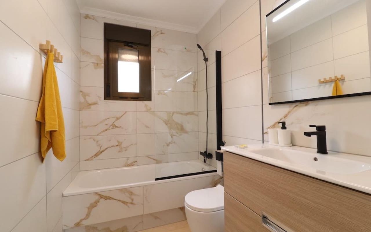 3 quarto Casa em Banda para venda em San Miguel de Salinas com piscina - 229 000 € (Ref: 8395470)