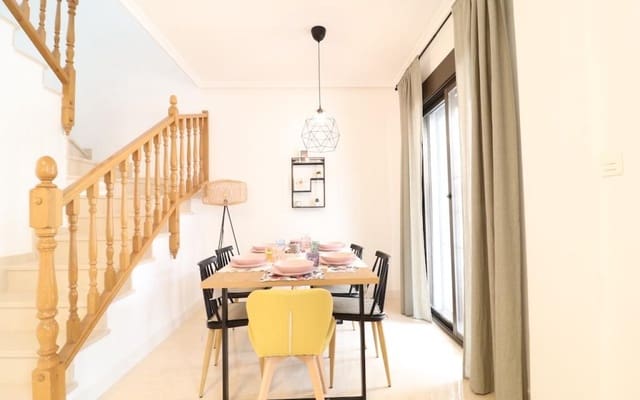 3 quarto Casa em Banda para venda em San Miguel de Salinas com piscina - 229 000 € (Ref: 8395470)