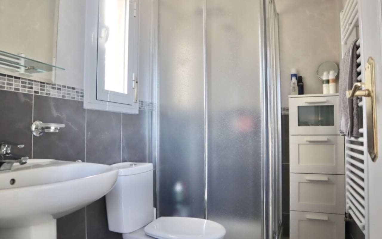 Villa/Maison de 2 chambres à louer à Rojales avec piscine - 900 € (Ref: 8404282)