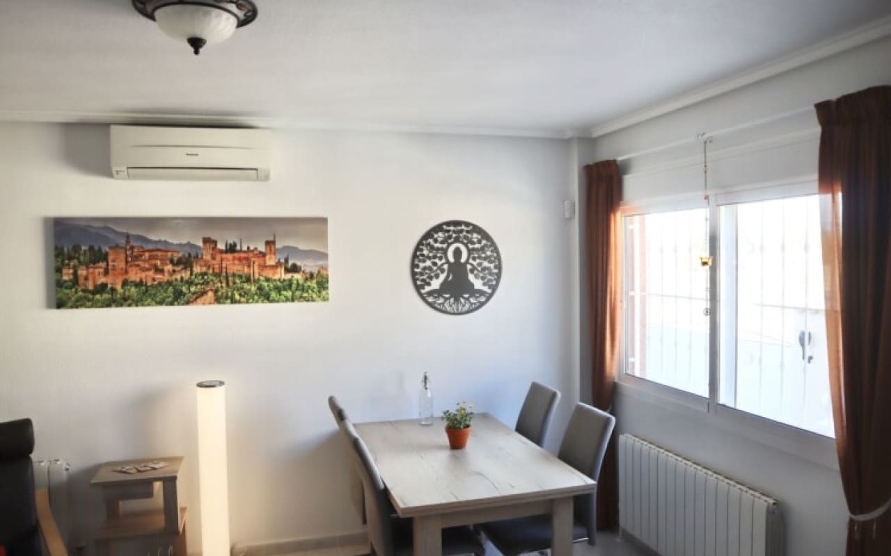 Villa/Maison de 2 chambres à louer à Rojales avec piscine - 900 € (Ref: 8404282)