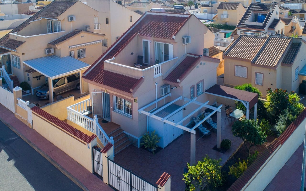 Villa/Maison de 2 chambres à louer à Rojales avec piscine - 900 € (Ref: 8404282)