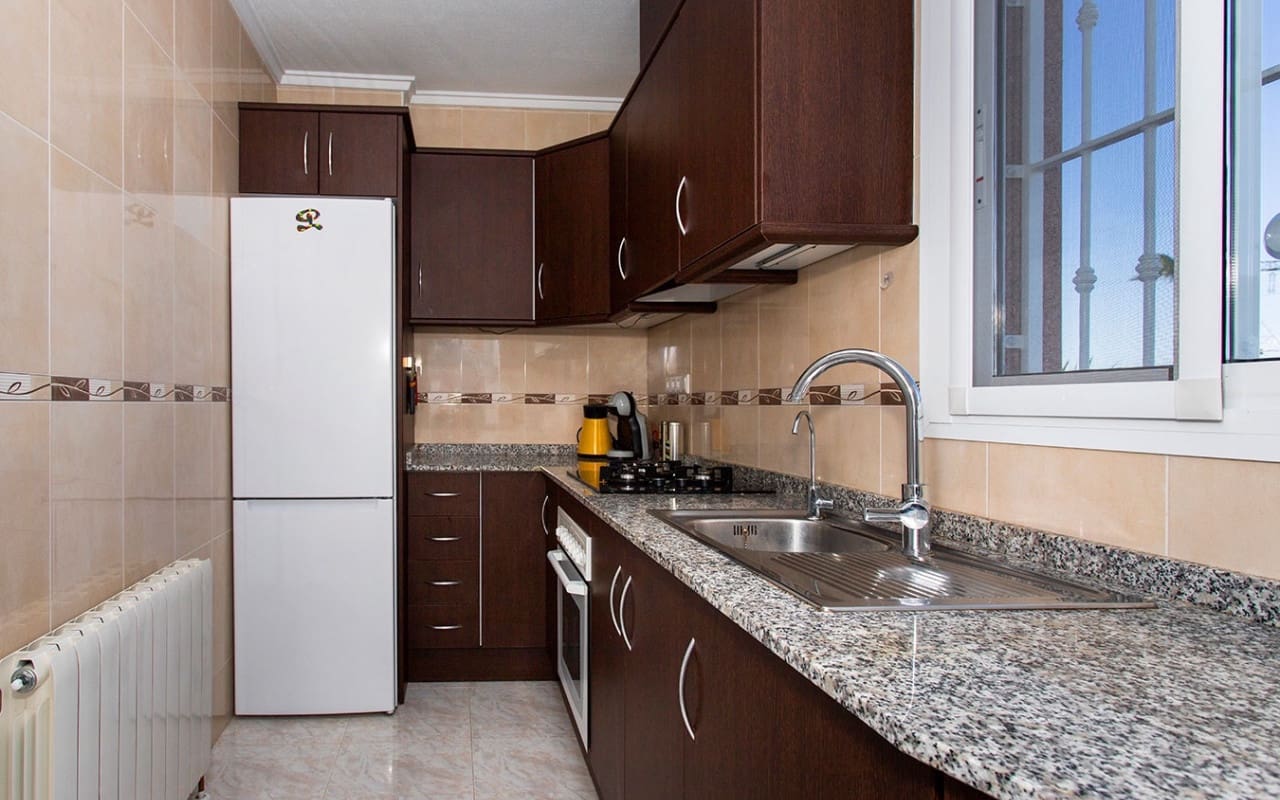 Villa/Maison de 2 chambres à louer à Rojales avec piscine - 900 € (Ref: 8404282)