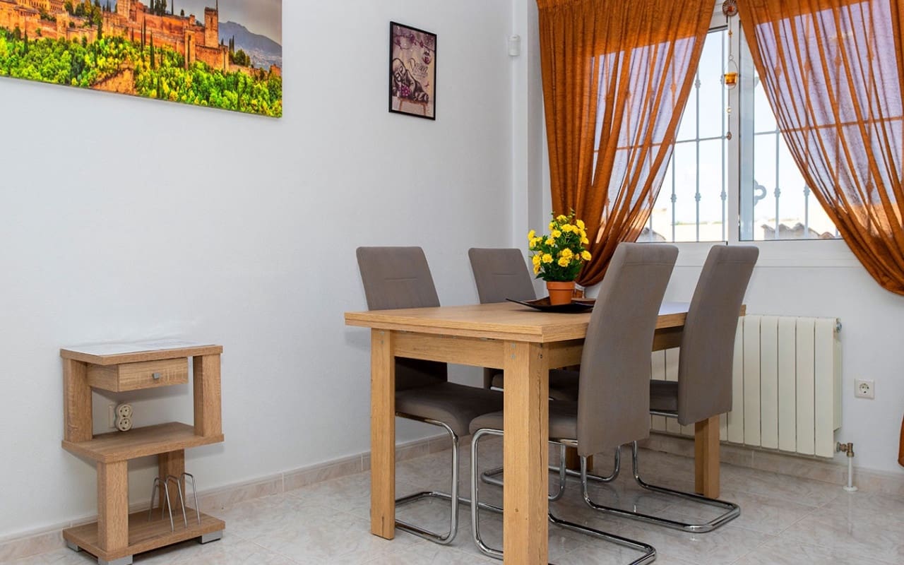 Villa/Maison de 2 chambres à louer à Rojales avec piscine - 900 € (Ref: 8404282)