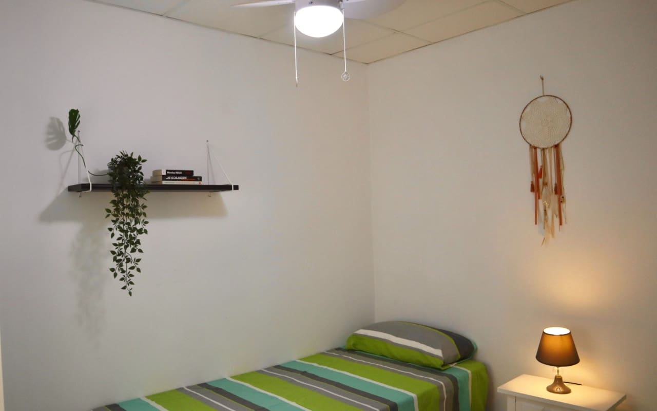 2 soverom Hus til leie i Torrevieja med svømmebasseng - € 850 (Ref: 8425256)