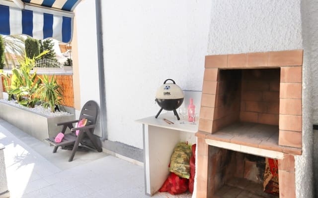 2 soverom Hus til leie i Playa de los Locos, Torrevieja med svømmebasseng - € 850 (Ref: 8425256)