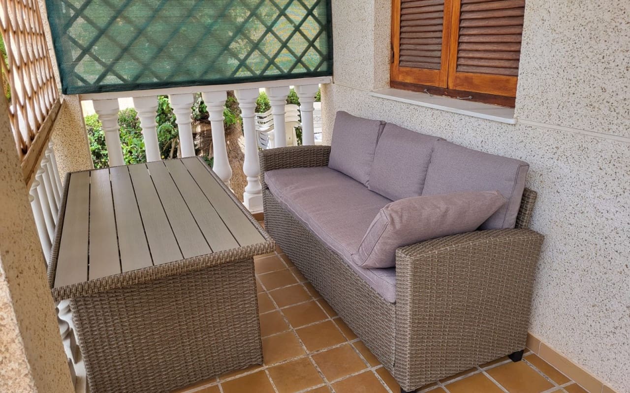 2 soveværelse Byhus til leje i Torrevieja med swimmingpool - € 875 (Ref: 8425257)