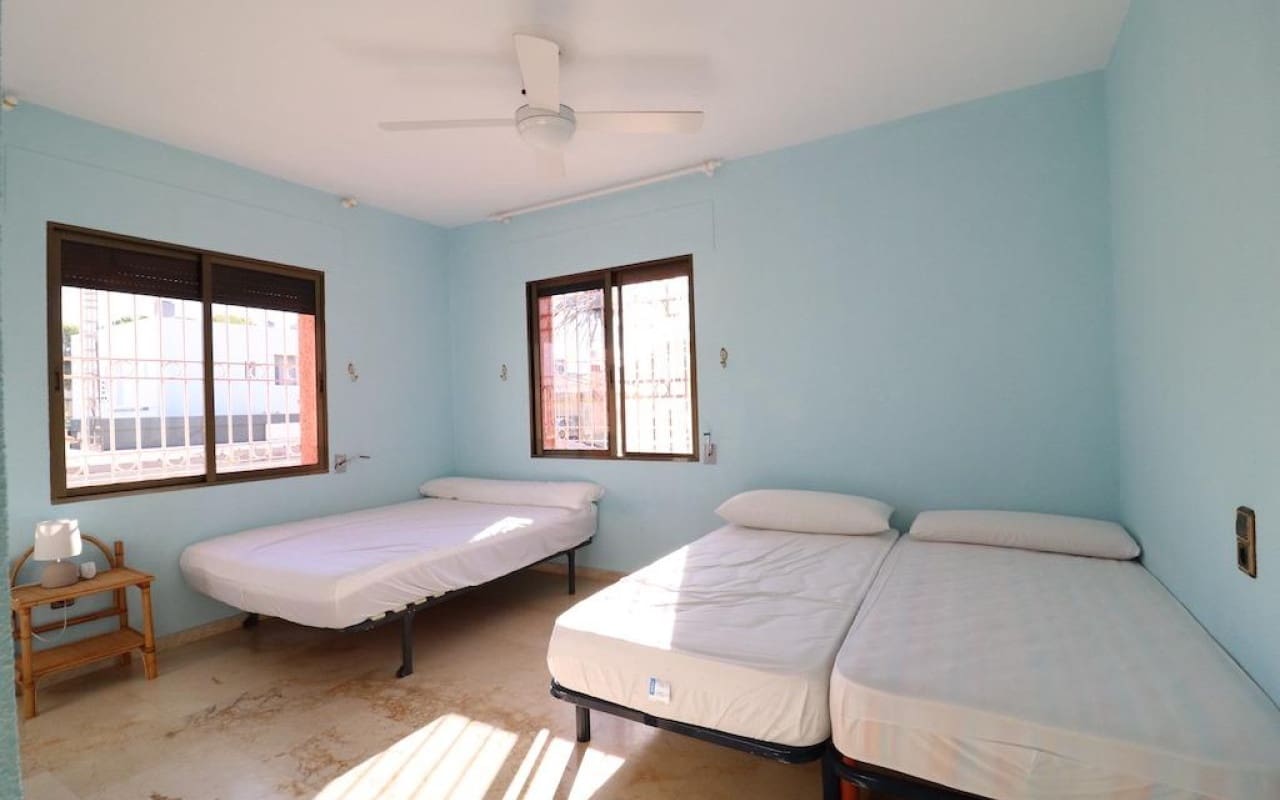 5 sovrum Villa till salu i Cabo Roig med pool - 760 000 € (Ref: 8534409)