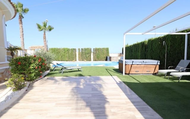 Chalet de 5 habitaciones en Ciudad Quesada, Rojales en venta - 860.000 € (Ref: 8534411)