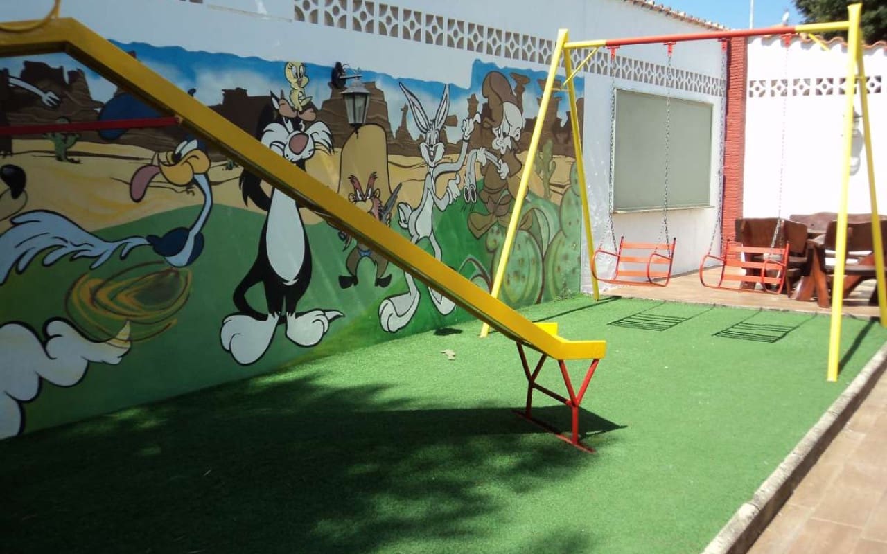 9 makuuhuone Huvila myytävänä paikassa Orihuela Costa mukana uima-altaan - 690 000 € (Ref: 8580345)