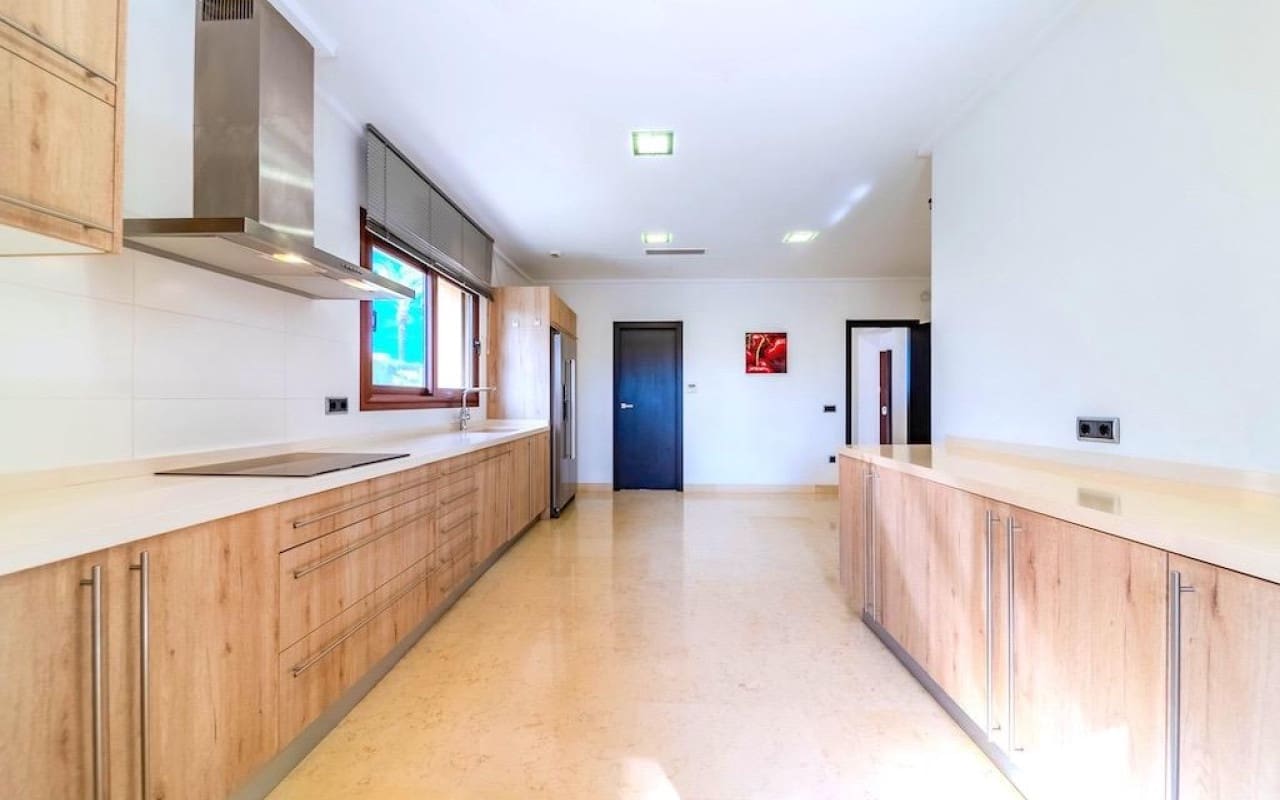 5 soverom Villa til salgs i Cabo Roig med svømmebasseng - € 1 995 000 (Ref: 8580351)