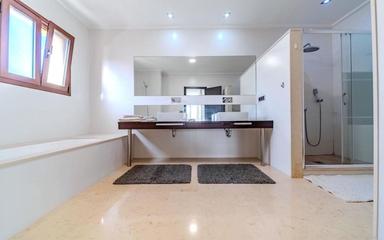 5 soverom Villa til salgs i Cabo Roig med svømmebasseng - € 1 995 000 (Ref: 8580351)