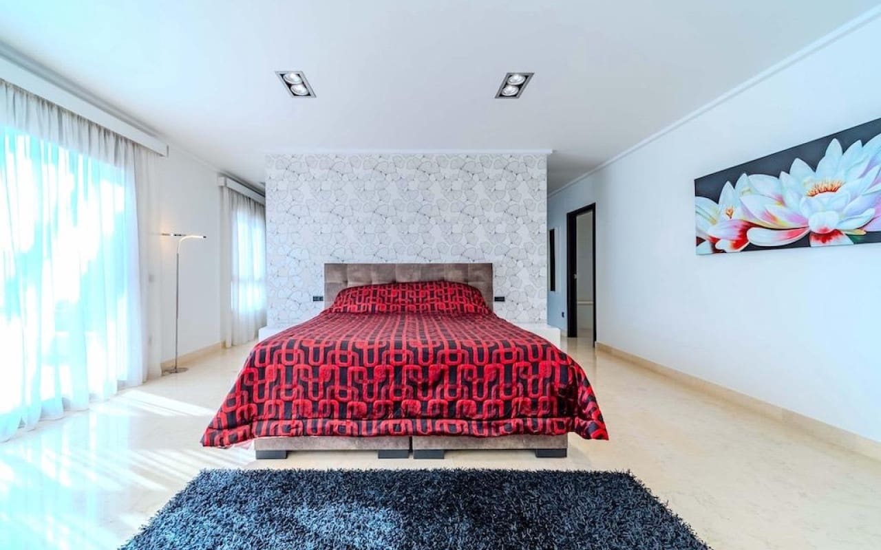 5 soverom Villa til salgs i Cabo Roig med svømmebasseng - € 1 995 000 (Ref: 8580351)