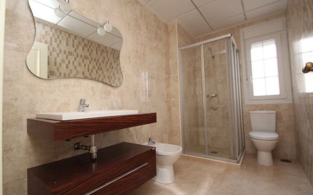 4 sypialnia Willa na sprzedaż w Cabo Roig, Orihuela z basenem - 910 000 € (Ref: 8580354)