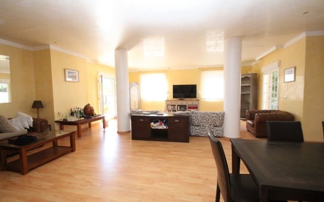 5 soverom Villa til salgs i Cabo Roig, Orihuela - € 1 250 000 (Ref: 8580355)