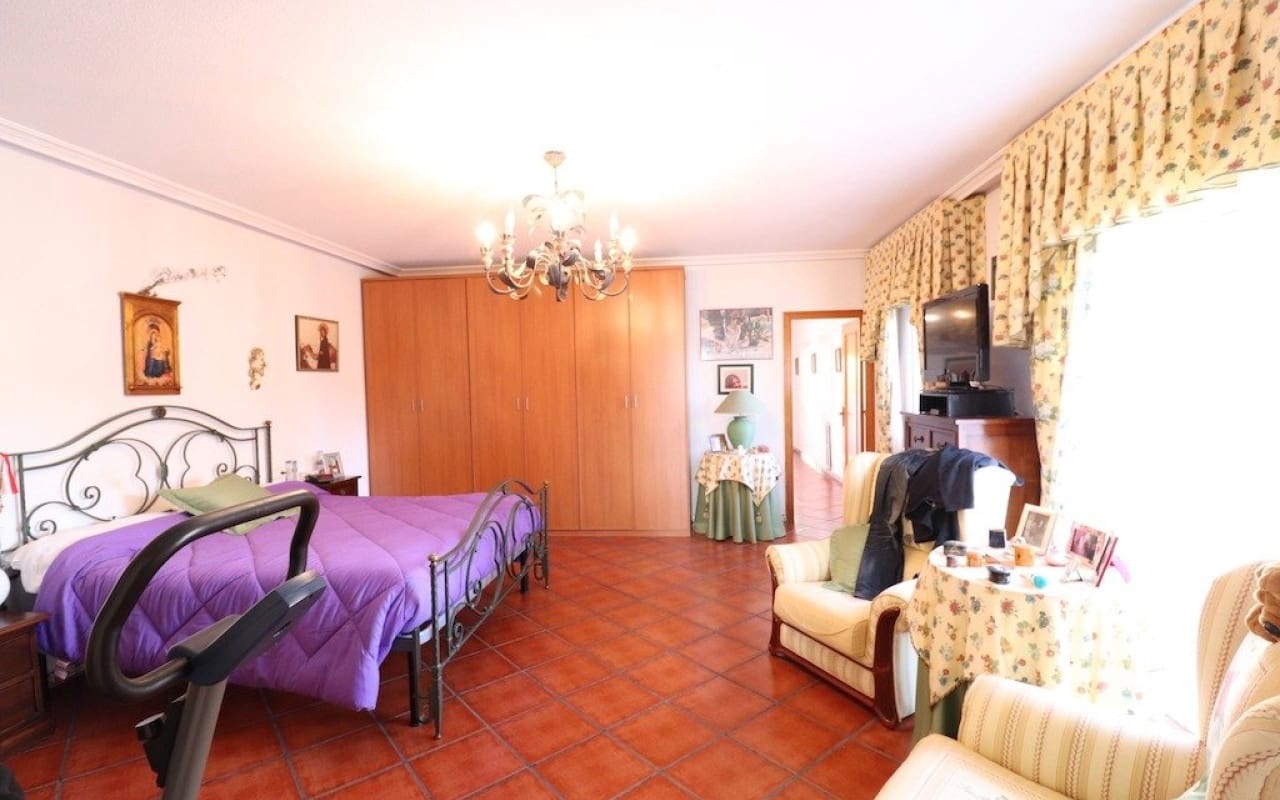 5 sovrum Villa till salu i El Chaparral med pool - 780 000 € (Ref: 8580357)