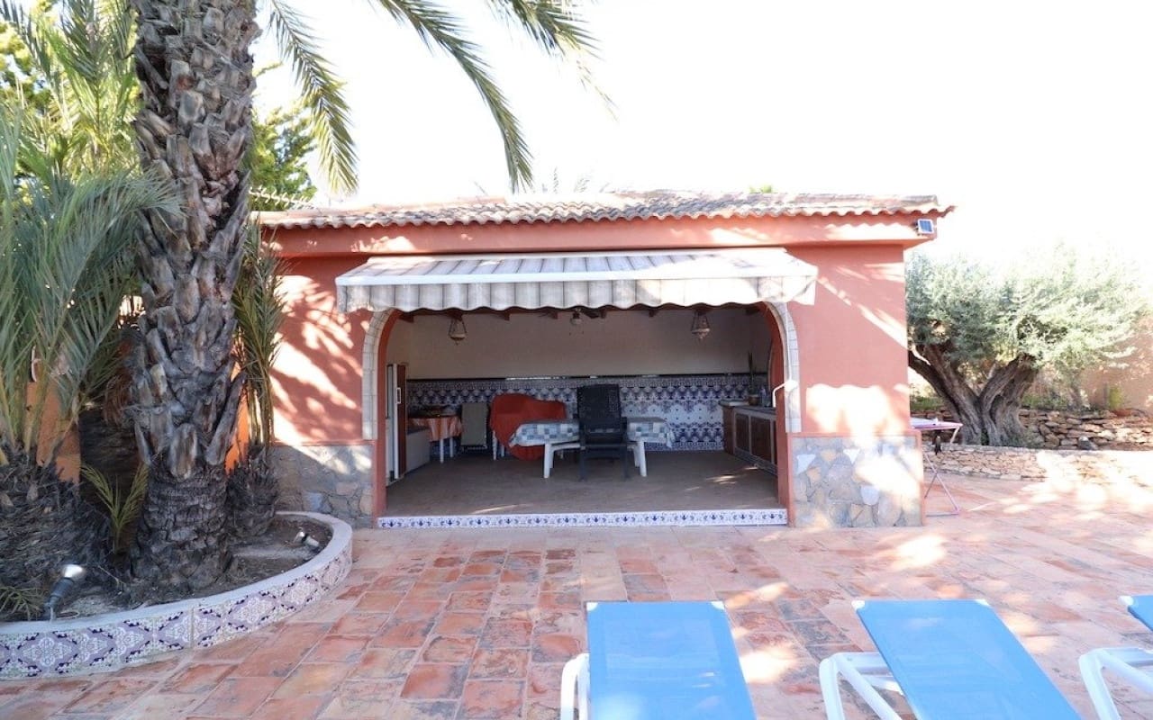 5 sovrum Villa till salu i El Chaparral med pool - 780 000 € (Ref: 8580357)