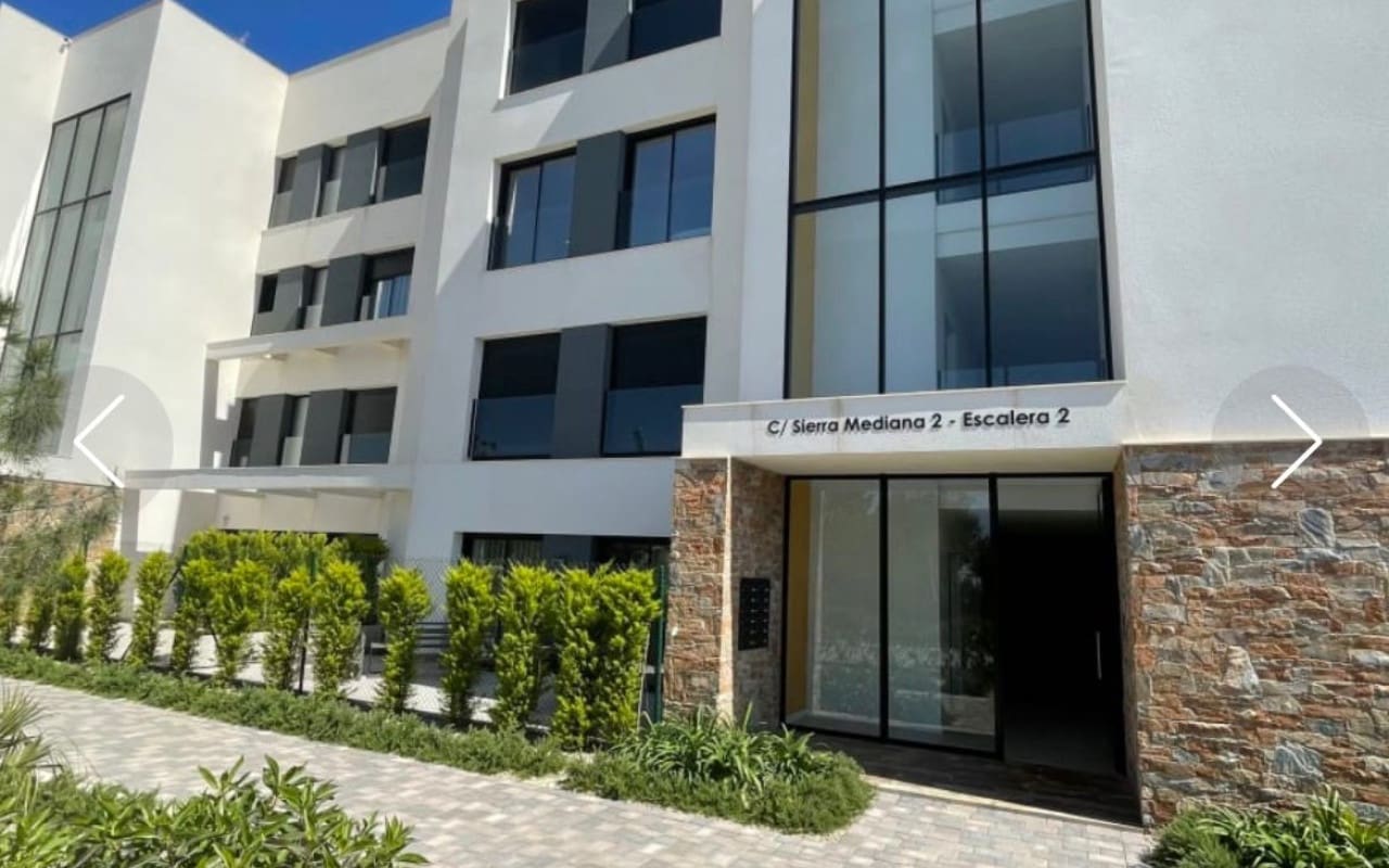 2 sovrum Lägenhet till salu i Las Colinas Golf med pool - 475 000 € (Ref: 8580375)