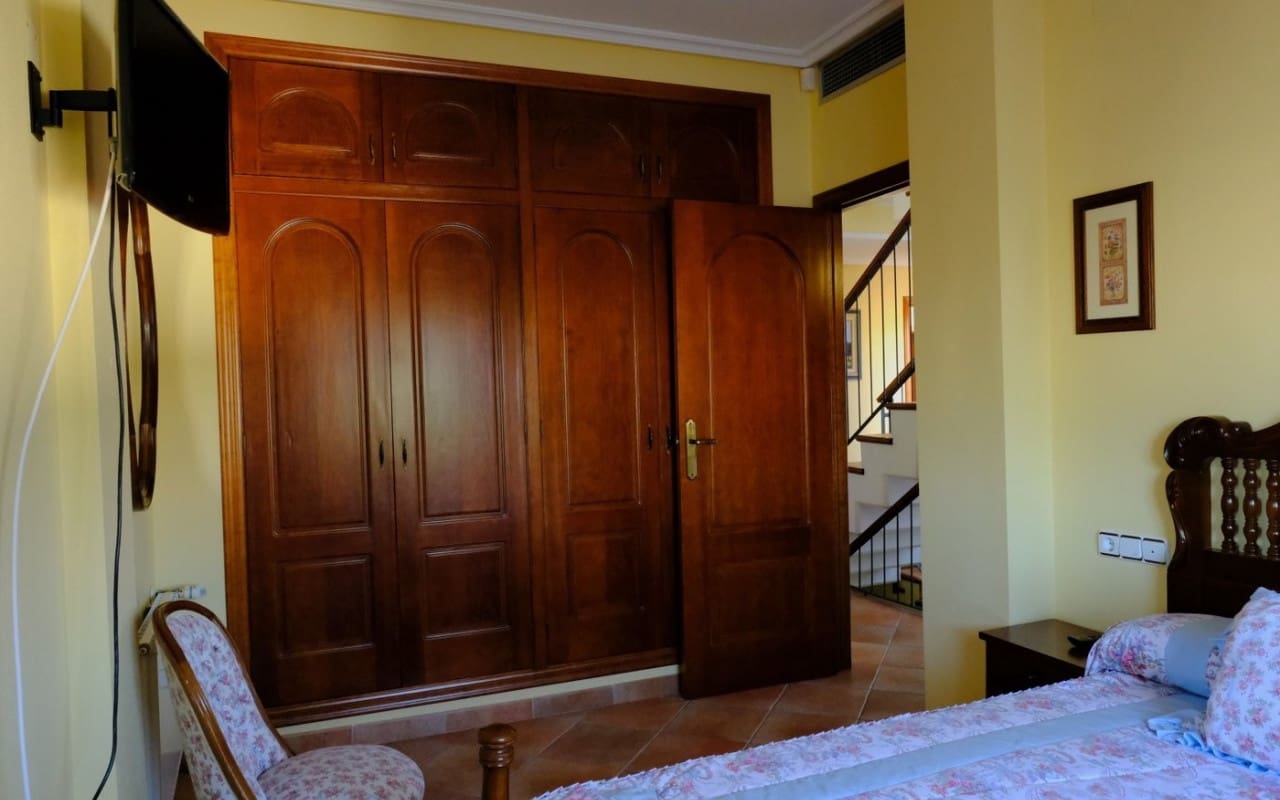 4 bedroom Villa for sale in Orihuela - € 675,000 (Ref: 8633678)