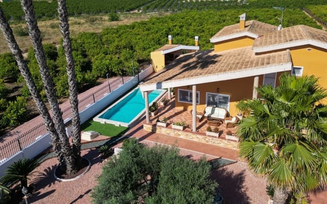 4 bedroom Villa for sale in Desamparados - Hurchillo - Torremendo, Orihuela - € 675,000 (Ref: 8633678)
