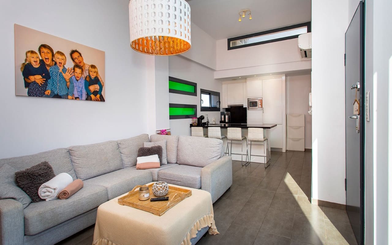 3 soveværelse Villa til leje i Algorfa med swimmingpool - € 1.750 (Ref: 8633796)